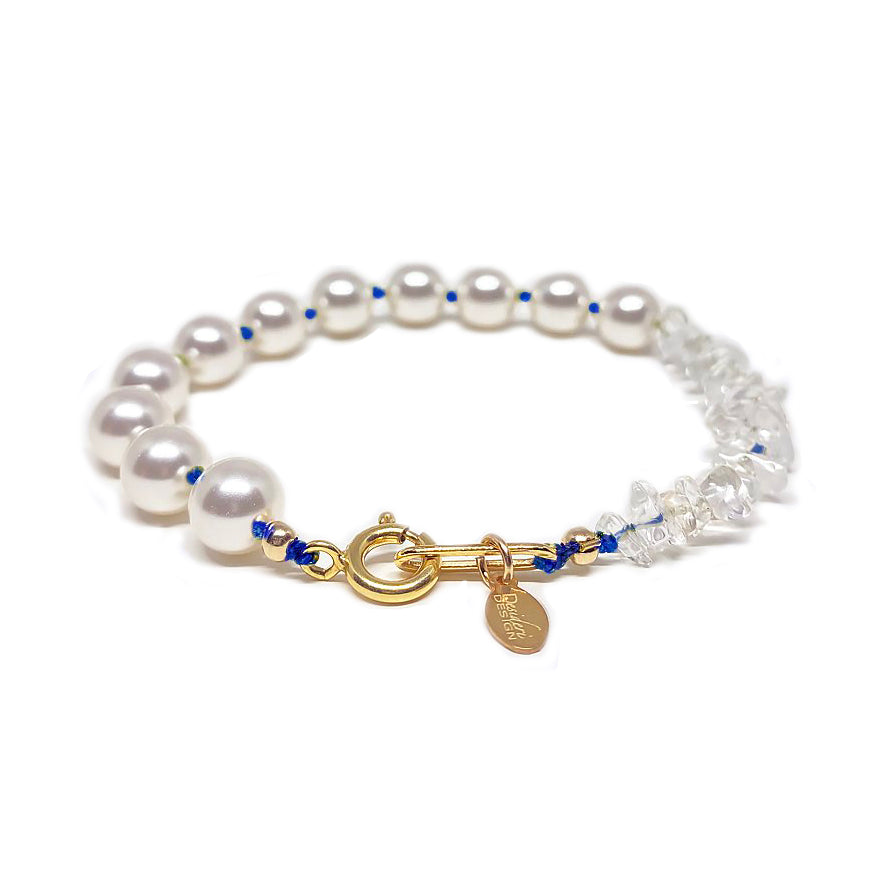 Pearls and silk blue knots bracelet